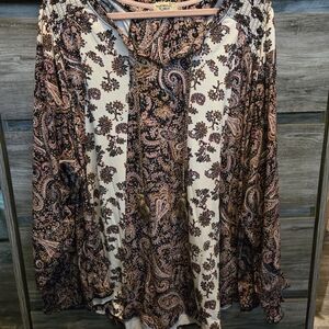 ONE WORLD Paisley Print Blouse in Cream and Black